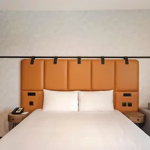 호텔 이비스 월드 트레이드 센터, 두바이